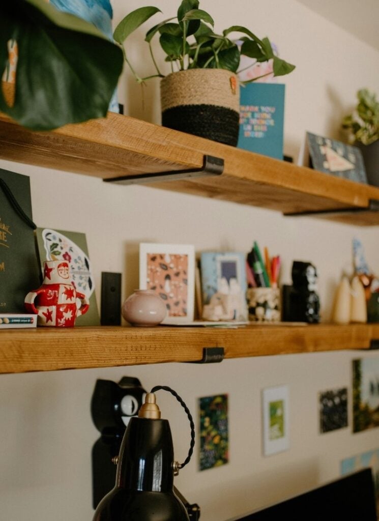 Hang Floating Shelves