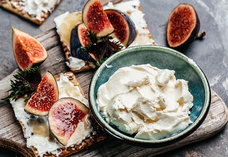 best-summer-dip-recipes-you-have-to-try-for-your-next-party