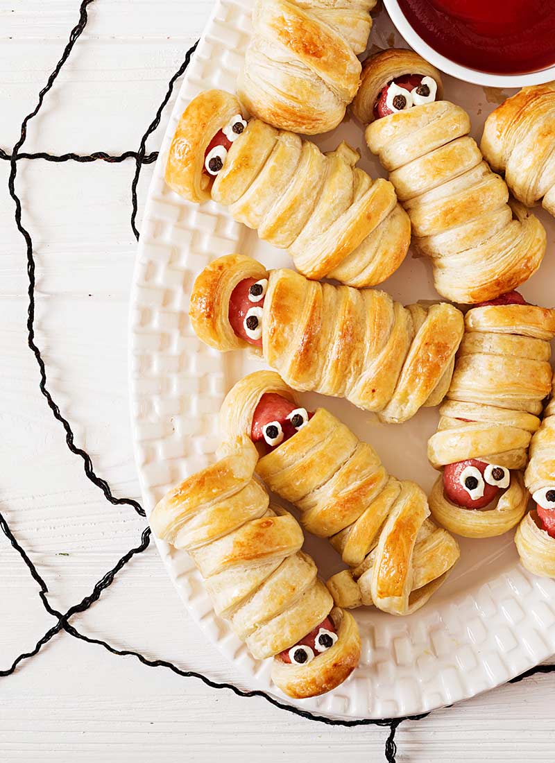 25 Halloween Party Food Ideas That’ll Totally Steal The Show