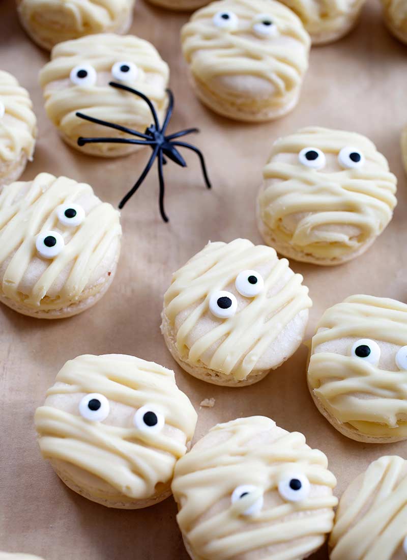 21 Halloween Treats That’ll Make You the Favorite House on the Block