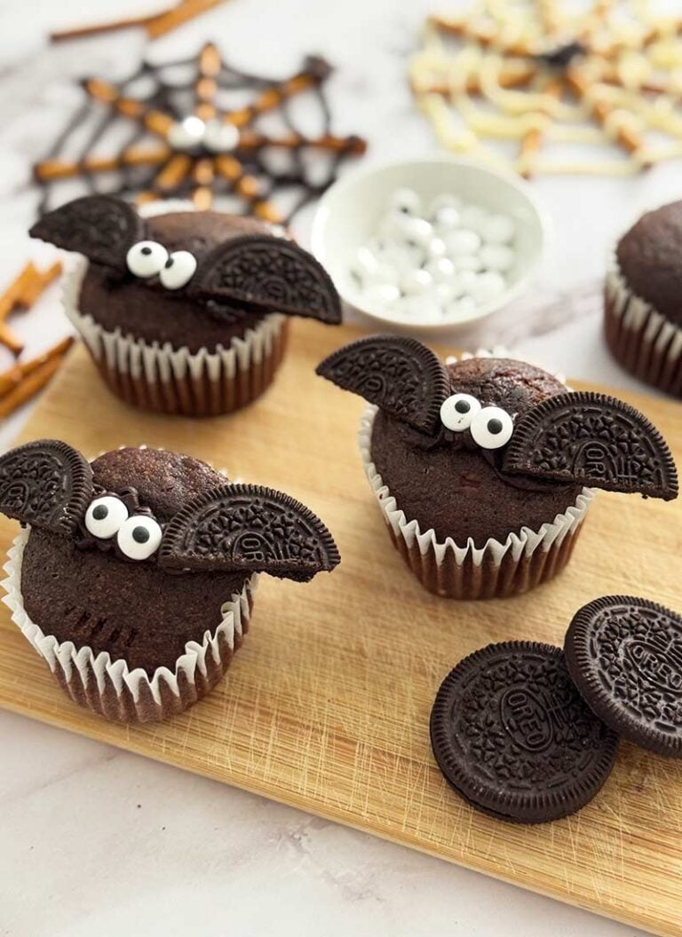 Cutest Halloween Oreo Bat Cupcakes