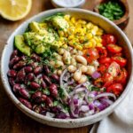 Easy-Mexican-Inspired-Bean-Salad-bowl-4