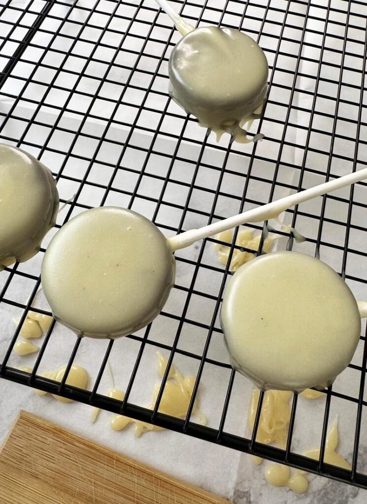 Turning cookies into pops.