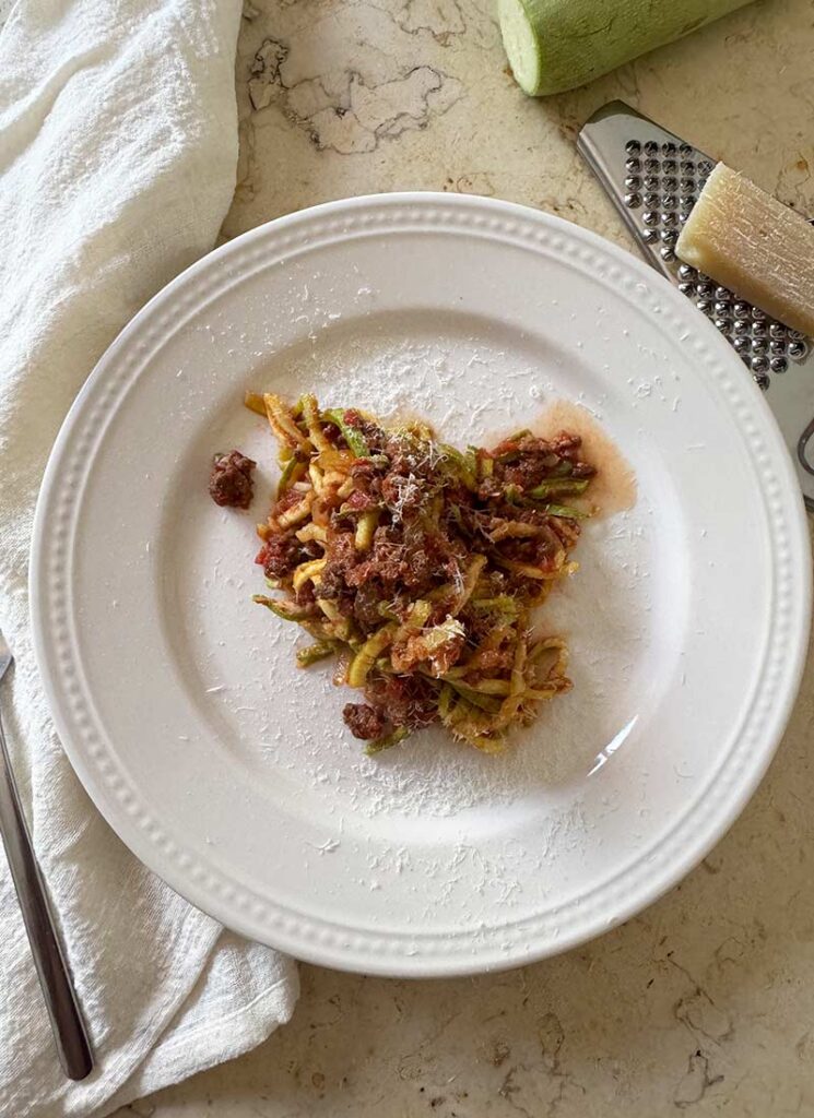 Low-Carb-Zucchini-Spaghetti-Bolognese-5