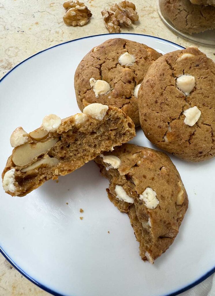 White Chocolate Chip Walnut Cookies