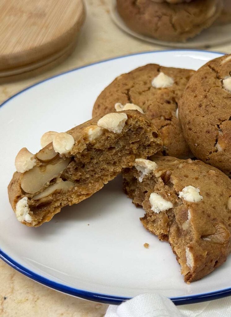 White Chocolate Chip Walnut Cookies