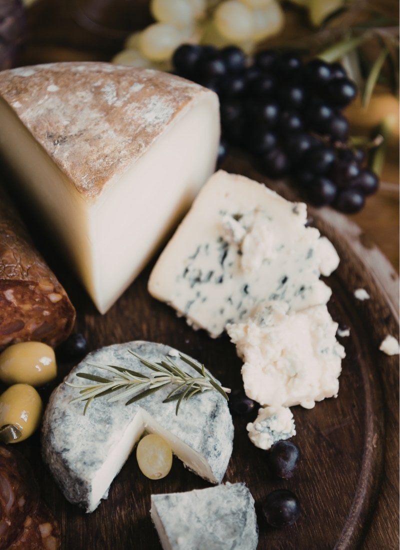 15+ French Appetizers to Make for a Romantic Dinner