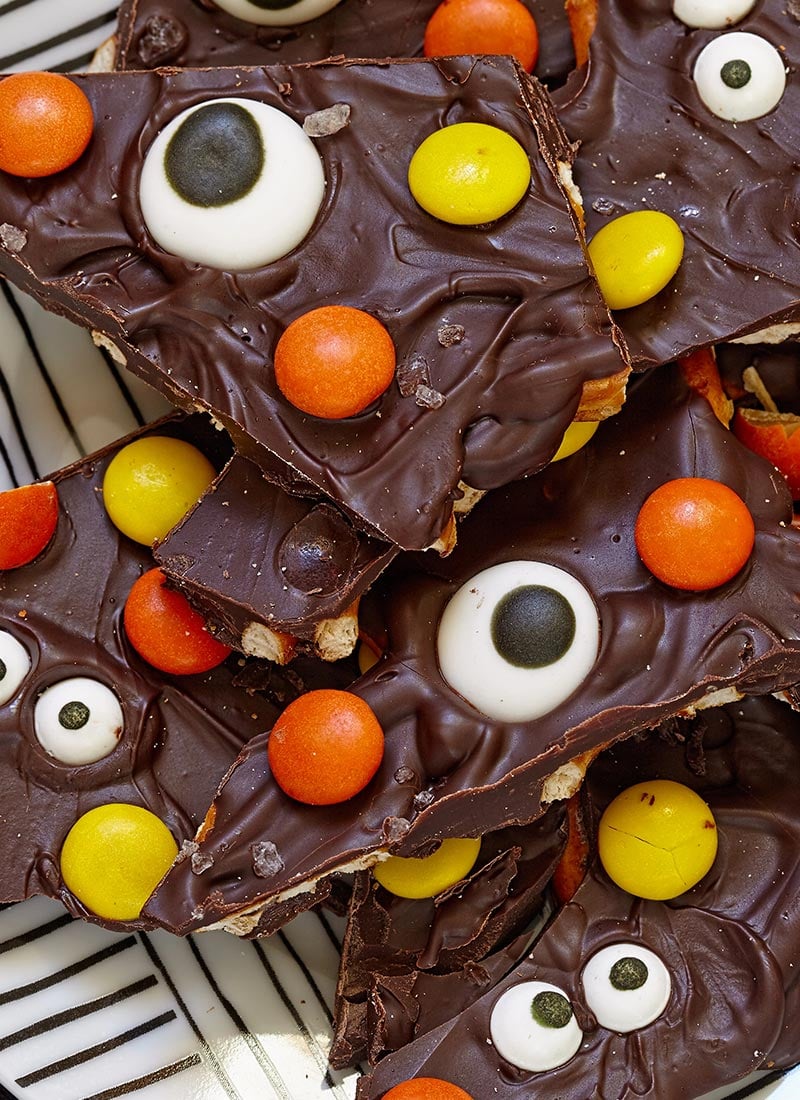Halloween chocolate bark