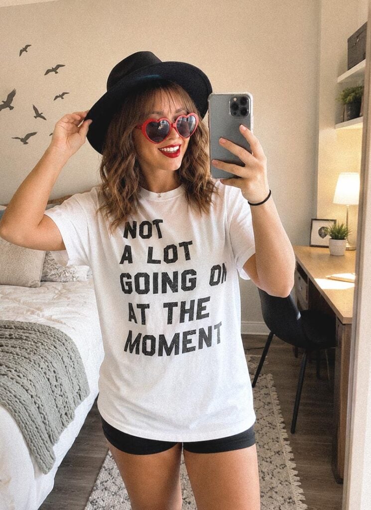 15 DIY Taylor Swift Halloween Costumes for Every Era