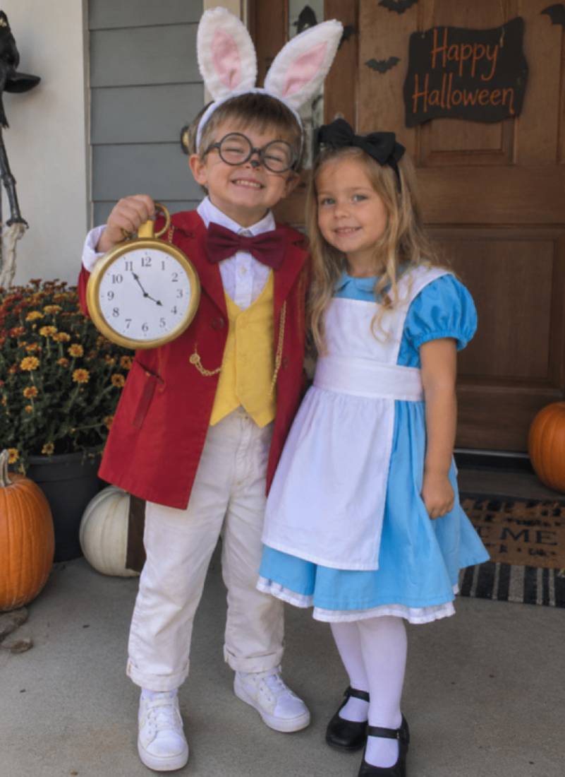 alice white rabbit duo