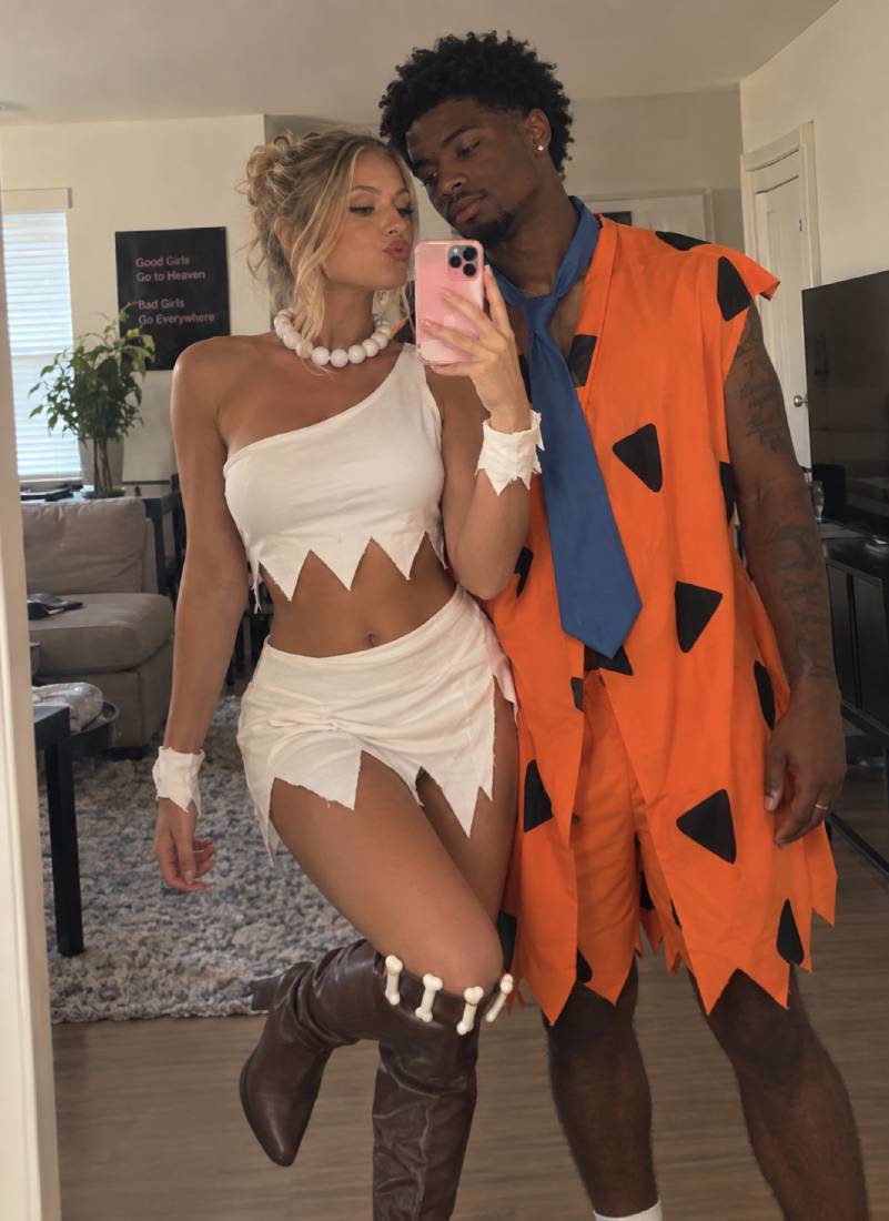 Cartoon Inspired Couple Costume Thats Easy to DIY