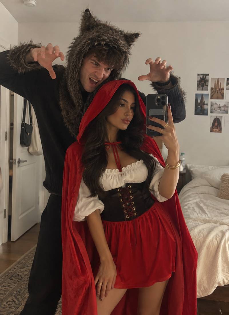 Sweet Meets Scary in This Storybook Couple Costume